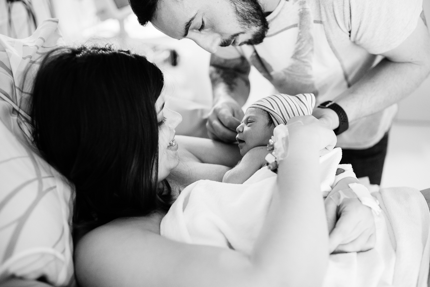 Les 3 raisons qui vous feront aimer la photographie de naissance
